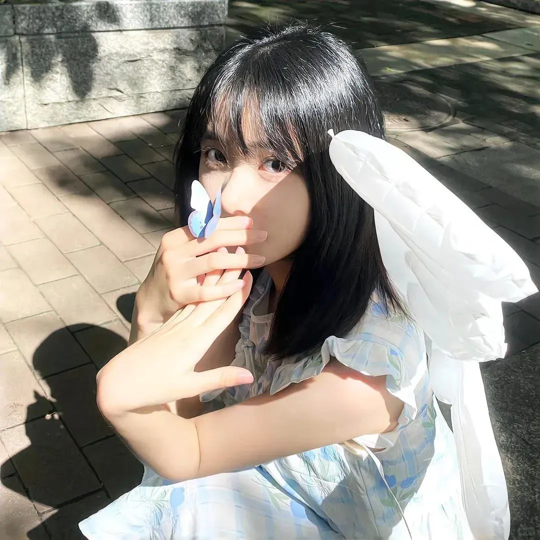 小妮扛枪